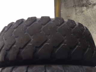 365/85R20 Michelin